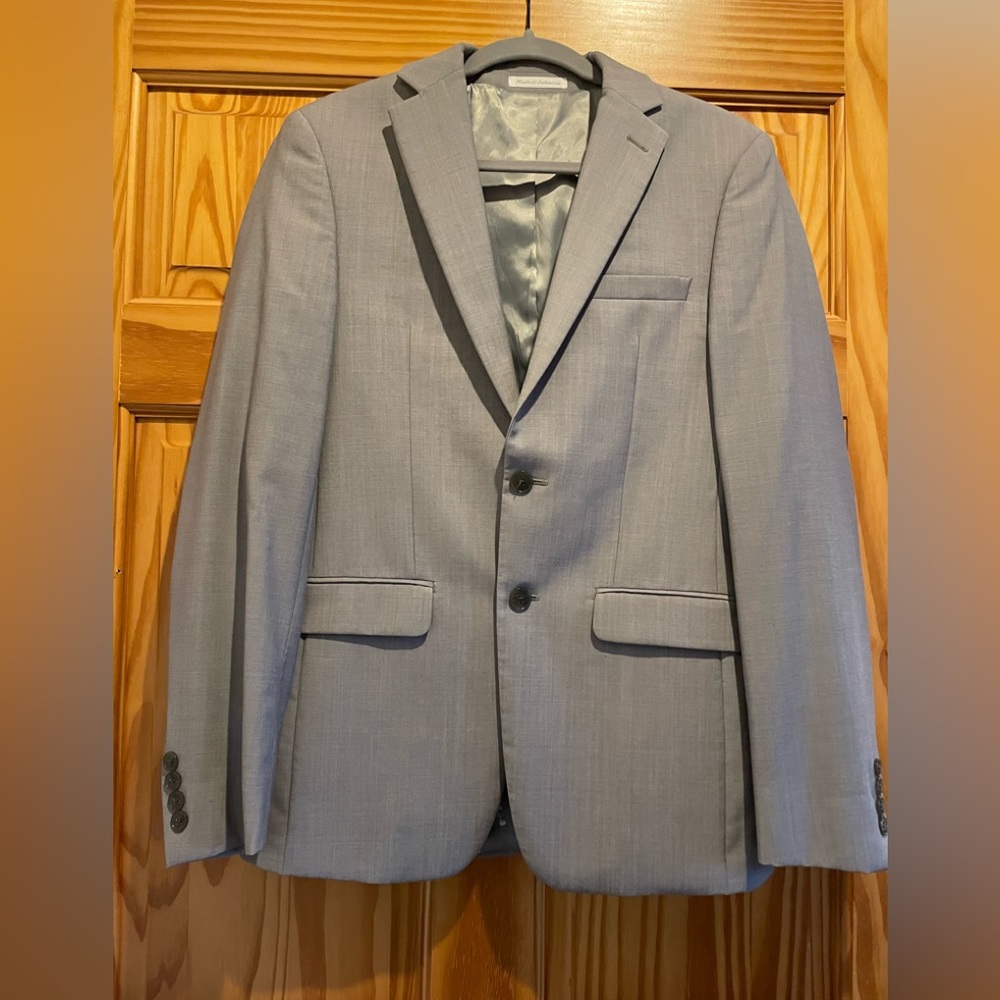 Men’s Calvin Klein sport jacket.